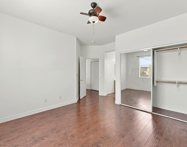 10500 Jeremy Pointe Avenue - Photo Thumbnail 8