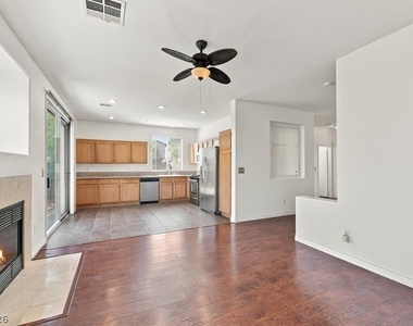 10500 Jeremy Pointe Avenue - Photo Thumbnail 5