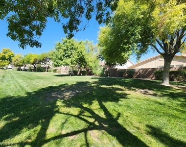 10500 Jeremy Pointe Avenue - Photo Thumbnail 21
