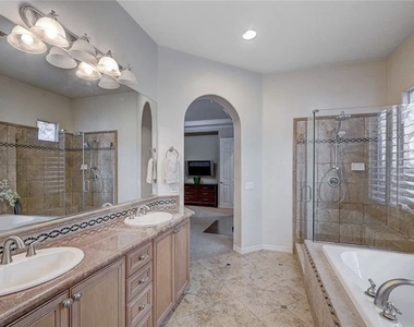 2428 Granada Bluff Court - Photo Thumbnail 21