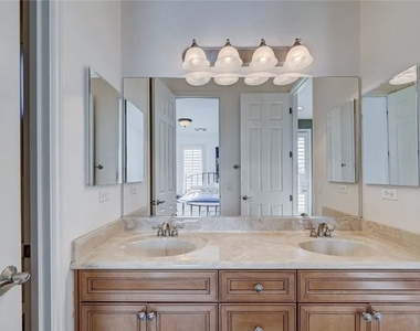 2428 Granada Bluff Court - Photo Thumbnail 30