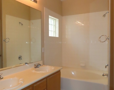 1561 Tillman Falls Avenue - Photo Thumbnail 16