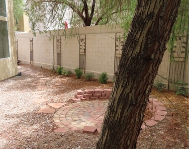 1561 Tillman Falls Avenue - Photo Thumbnail 5