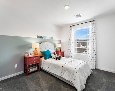 915 Pink Sugarbird Street - Photo Thumbnail 35