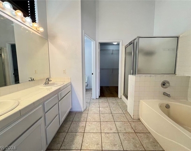 4226 Inglewood Point Street - Photo Thumbnail 18