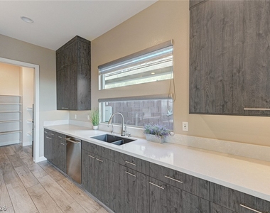 6832 Apogee Ridge Court - Photo Thumbnail 14
