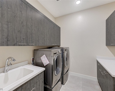 6832 Apogee Ridge Court - Photo Thumbnail 15
