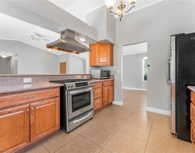 741 Autumn Moon Drive - Photo Thumbnail 8
