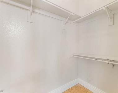 741 Autumn Moon Drive - Photo Thumbnail 15