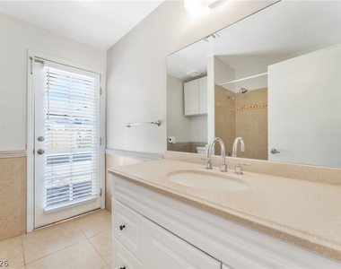 741 Autumn Moon Drive - Photo Thumbnail 17