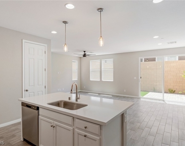 789 Cottonwood Hill Place - Photo Thumbnail 9