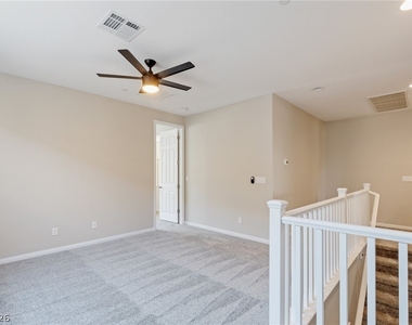 789 Cottonwood Hill Place - Photo Thumbnail 16
