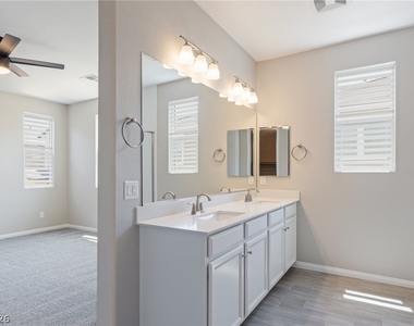 789 Cottonwood Hill Place - Photo Thumbnail 20