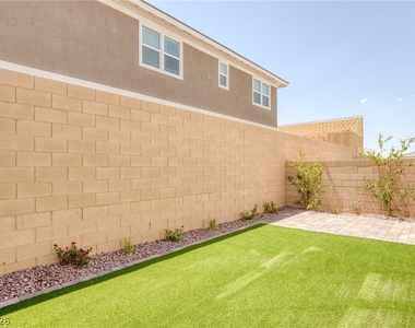 789 Cottonwood Hill Place - Photo Thumbnail 12