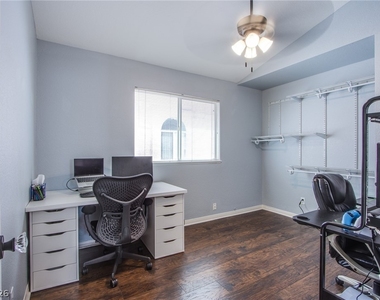 1525 Imperial Cup Drive - Photo Thumbnail 14