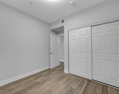 9050 W Warm Springs Road - Photo Thumbnail 25