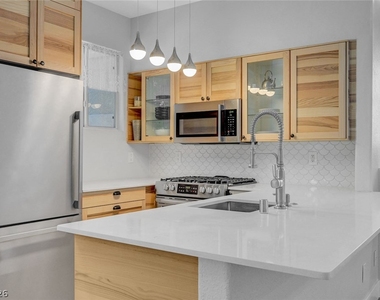 9050 W Warm Springs Road - Photo Thumbnail 28