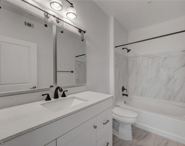 9050 W Warm Springs Road - Photo Thumbnail 21