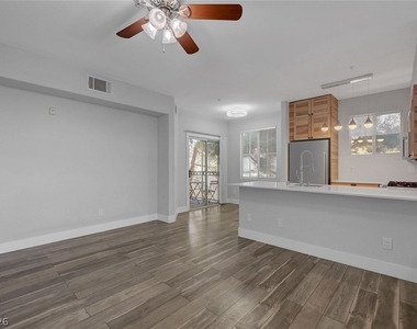 9050 W Warm Springs Road - Photo Thumbnail 6