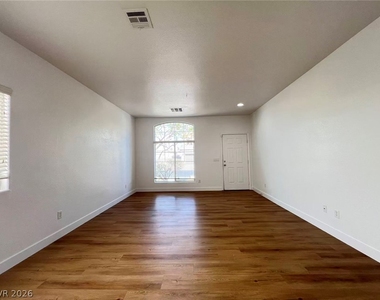 5121 First Sun Street - Photo Thumbnail 2