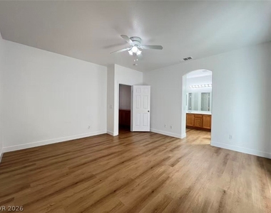 5121 First Sun Street - Photo Thumbnail 9