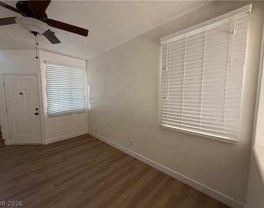 8130 Amy Springs Street - Photo Thumbnail 7