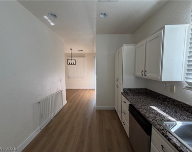8130 Amy Springs Street - Photo Thumbnail 16