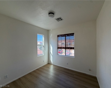 8130 Amy Springs Street - Photo Thumbnail 27