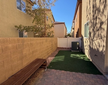 8130 Amy Springs Street - Photo Thumbnail 19