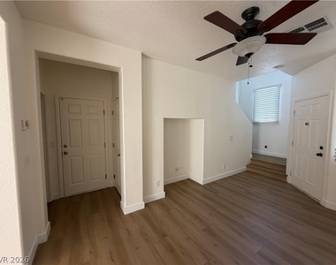 8130 Amy Springs Street - Photo Thumbnail 8