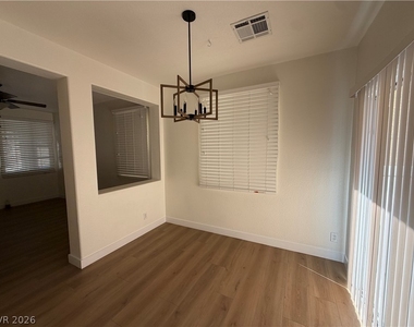 8130 Amy Springs Street - Photo Thumbnail 11