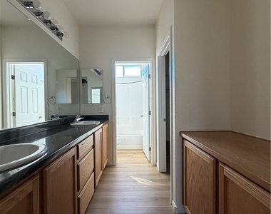 8130 Amy Springs Street - Photo Thumbnail 25