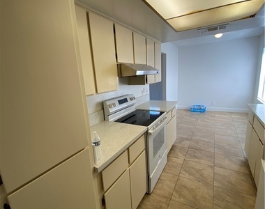 4351 Gannet Circle - Photo Thumbnail 8