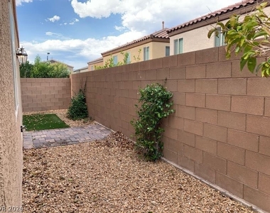 7752 Broadloom Court - Photo Thumbnail 30
