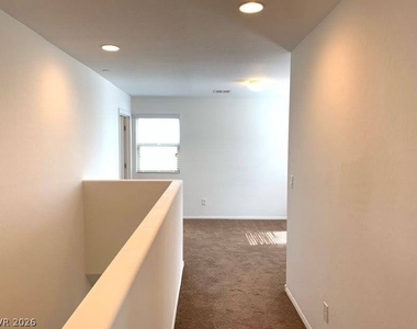 7752 Broadloom Court - Photo Thumbnail 11
