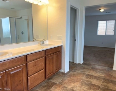 7752 Broadloom Court - Photo Thumbnail 22