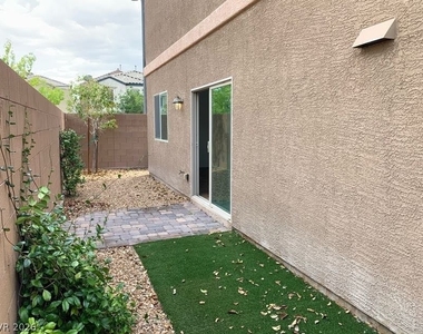 7752 Broadloom Court - Photo Thumbnail 29