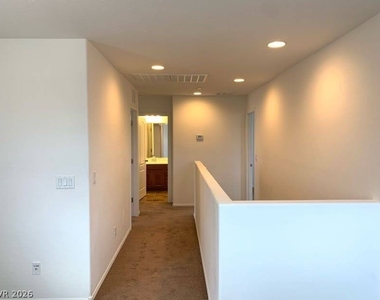 7752 Broadloom Court - Photo Thumbnail 12