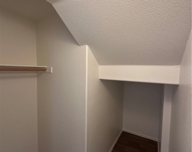 156 Fratelli Avenue - Photo Thumbnail 21