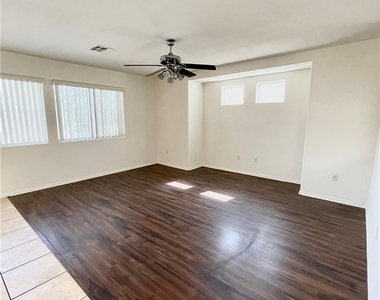 9572 Meridian Park Avenue - Photo Thumbnail 3