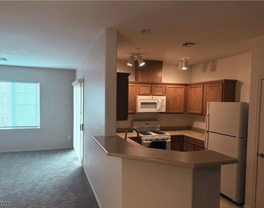 6635 Flaminian Lane - Photo Thumbnail 8