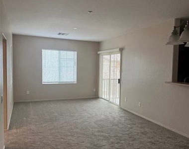 6635 Flaminian Lane - Photo Thumbnail 4