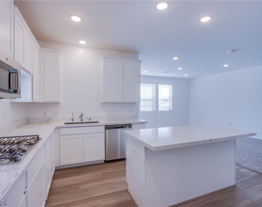 2555 Hampton Road - Photo Thumbnail 32