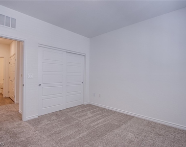 2555 Hampton Road - Photo Thumbnail 24