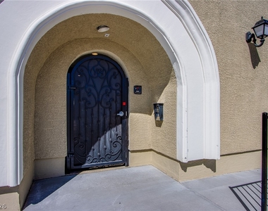 2555 Hampton Road - Photo Thumbnail 8