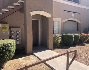 10245 S Maryland Parkway - Photo Thumbnail 1