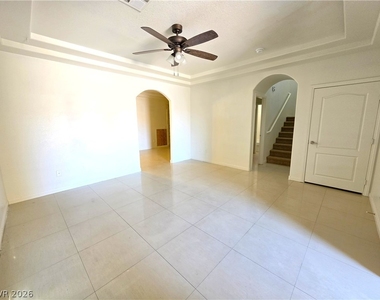 4895 E Baltimore Avenue - Photo Thumbnail 3