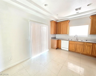 4895 E Baltimore Avenue - Photo Thumbnail 6