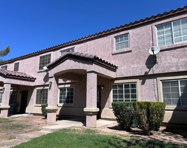 2501 Sierra Luna Avenue - Photo Thumbnail 4