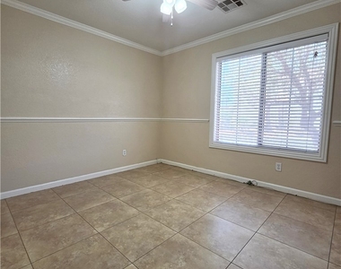 6008 Seneca Springs Street - Photo Thumbnail 21